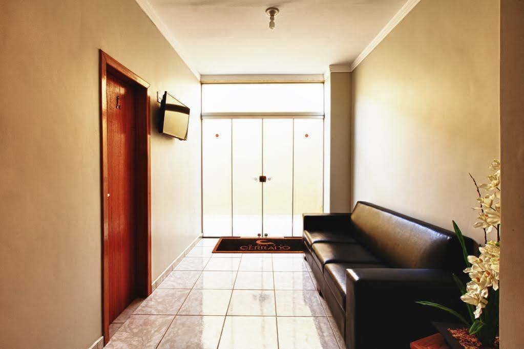 Hotel Cerrado Goiânia Exterior foto